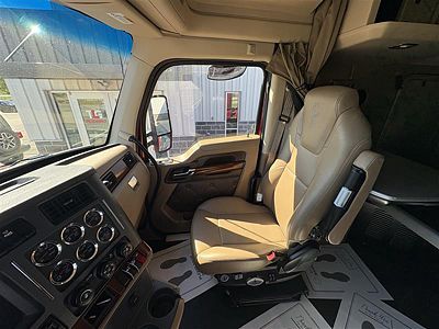 2020 Kenworth T680