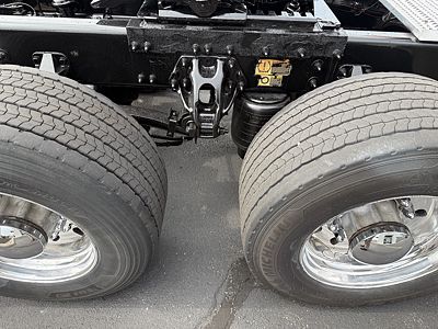 2022 Peterbilt 389-131