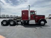 2016 Peterbilt 389
