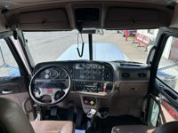 2022 Peterbilt 389