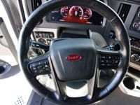 2023 Peterbilt 579