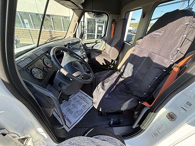 2018 Freightliner CASCADIA 125