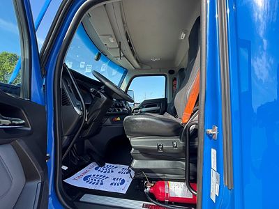 2023 Kenworth T680