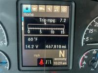 2020 Freightliner CASCADIA 126