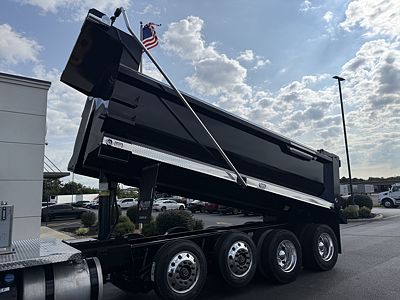 2020 Volvo VNL64T