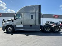 2023 Freightliner CASCADIA 126