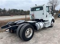 2017 Freightliner M2-112