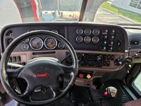 2018 Peterbilt 389