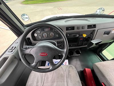2018 Peterbilt 337