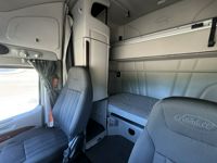 2021 Peterbilt 579