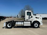 2016 Peterbilt 567