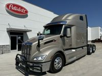 2023 Peterbilt 579