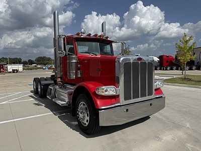 2022 Peterbilt 389