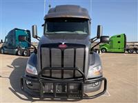 2022 Peterbilt 579