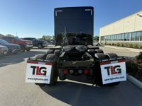 2022 Kenworth T880