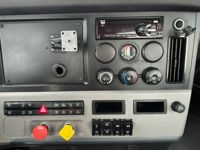 2021 Freightliner CASCADIA 126