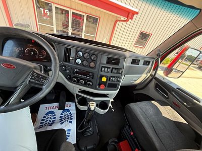 2022 Peterbilt 567