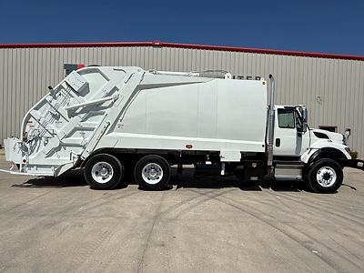 2019 International 7400