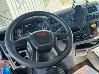 2022 Peterbilt 567