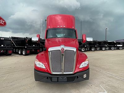 2023 Kenworth T680