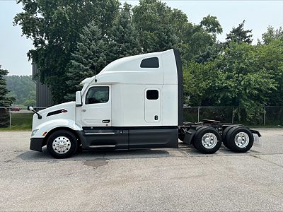 2022 Peterbilt 579