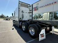 2022 Freightliner CASCADIA 116