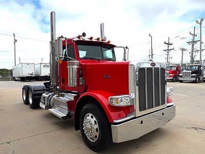2023 Peterbilt 389