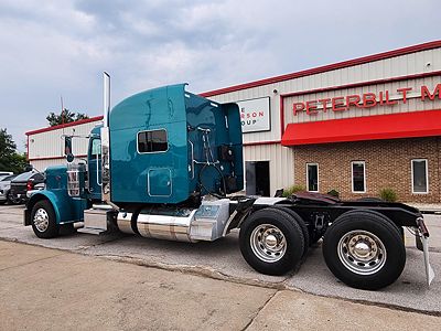 2018 Peterbilt 389