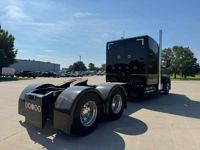 2023 Peterbilt 567