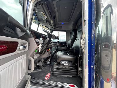 2024 Peterbilt 389