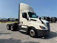 2019 Freightliner CASCADIA 126