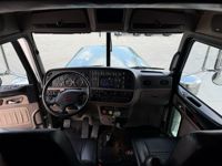 2022 Peterbilt 389