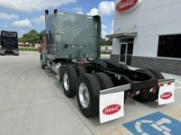 2022 Peterbilt 389