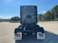 2023 Freightliner CASCADIA 126