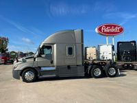 2023 Freightliner CASCADIA 126