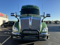 2022 Kenworth T680