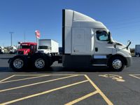 2022 Freightliner CASCADIA 116
