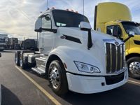 2023 Peterbilt 579