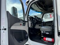 2022 Peterbilt 567