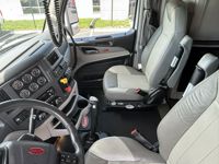 2022 Peterbilt 567