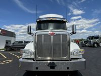 2022 Peterbilt 567