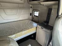 2022 Peterbilt 567