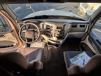 2021 Peterbilt 579