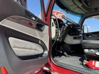 2022 Peterbilt 579