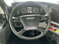 2021 Freightliner CASCADIA 126