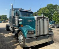 2003 Kenworth W900