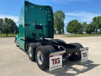 2023 Peterbilt 579