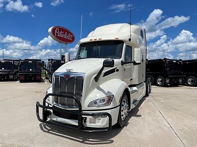 2023 Peterbilt 579