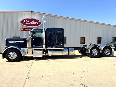 2024 Peterbilt 389X