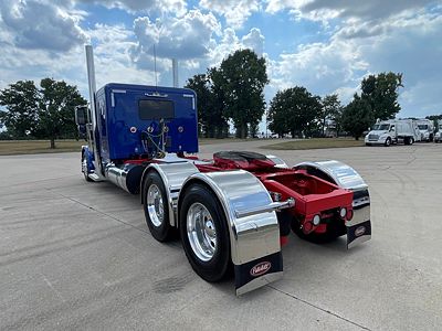 2025 Peterbilt 589